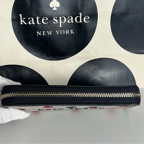 NWT Kate Spade ella apple toss embroidered - Picture 7 of 8